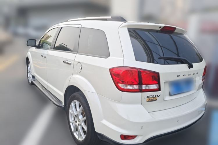 Used Dodge Journey 2013 2.4L Two-Wheel Drive Luxury Version