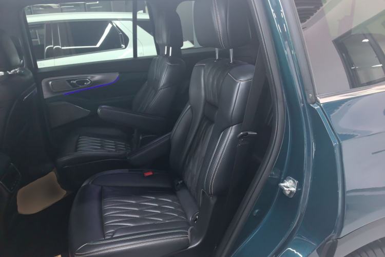 Used GAC Trumpchi GS8 2022 Flagship Series 2.0 TGDI Two-Wheel-Drive Prestige Edition (6-seater) Left Rear Seat