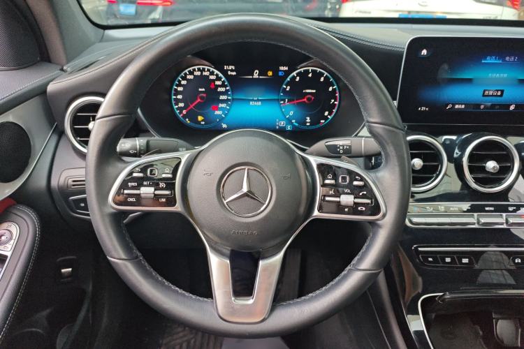 Used Mercedes-Benz GLC Coupe 2020 GLC 260 4MATIC Coupe SUV Steering Wheel