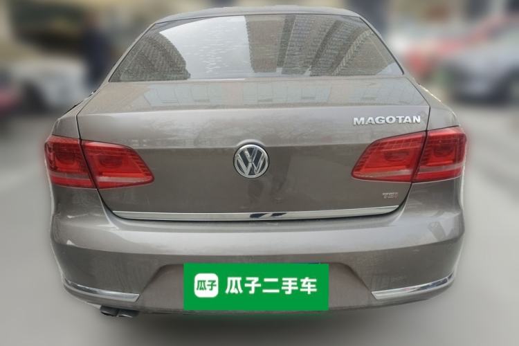 Used Volkswagen Magotan 2015 2.0 TSI Prestige Model Rear