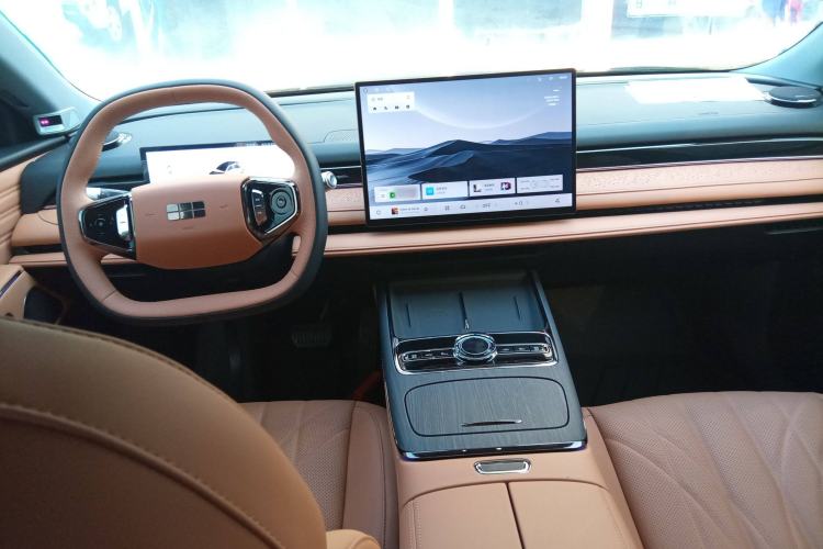 Used Geely Galaxy Galaxy 8 2025 130km EM-i Prestige Edition