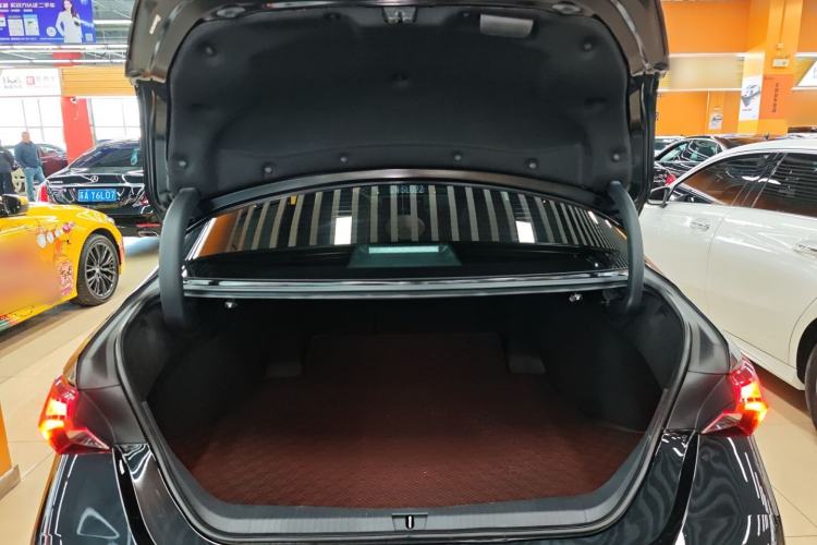 Used Toyota Avalon 2024 Dual-Motor 2.0L Luxury Edition