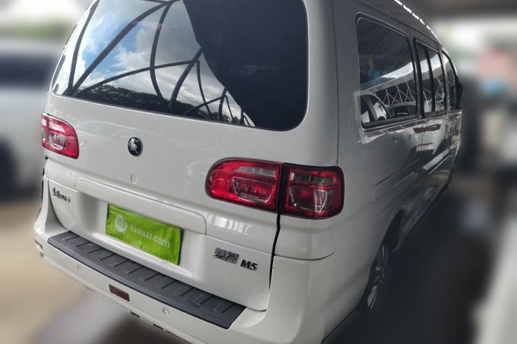 Used FORTHING Lingzhi 2022 M5L 2.0L Utility Model 7 Seats