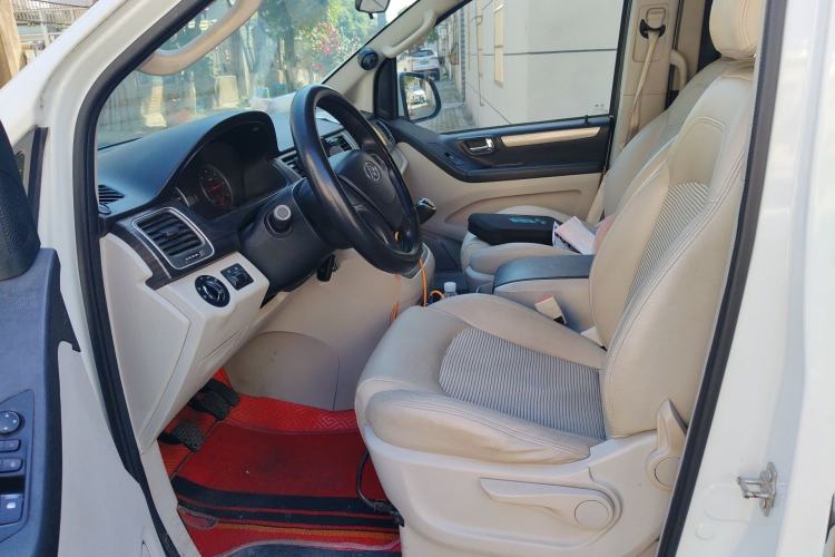 Used SAIC MAXUS G10 2018 PLUS 1.9T Manual Elite Edition Diesel Left Front Seat