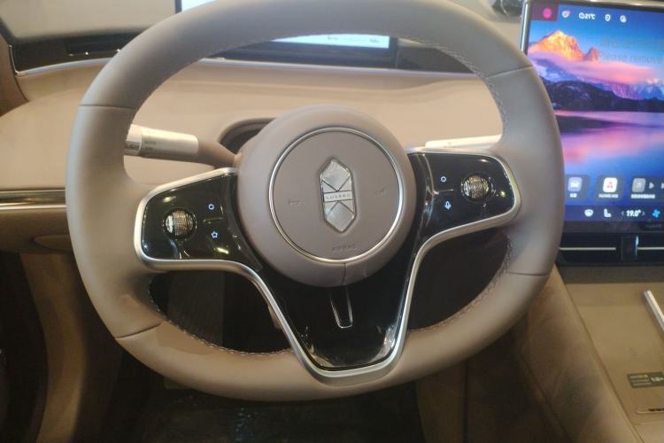 Used Hima Luxeed R7 2026 Model Pure Electric Max+
