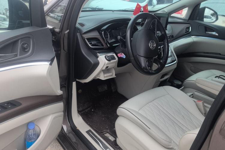 Used Buick GL8 2022 Land Executive Class 652T Prestige Model
