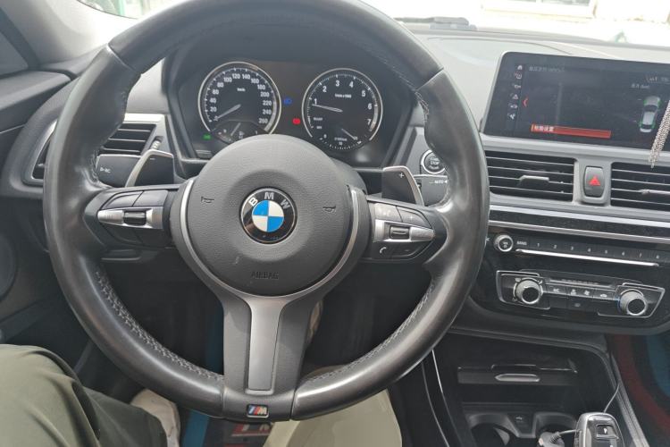 Used BMW 1 Series 2020 125i Leading Model M Sport Package Steering Wheel