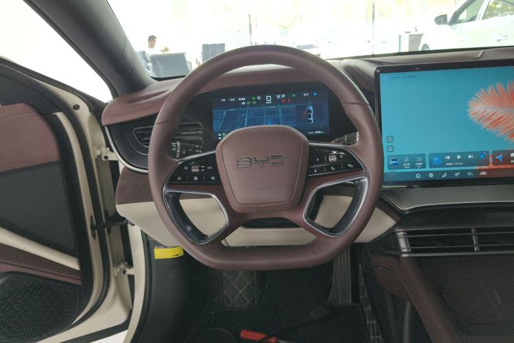 Used BYD Seal 07 DM-i 2025 DM-i 1.5L 125km Luxury Model Steering Wheel