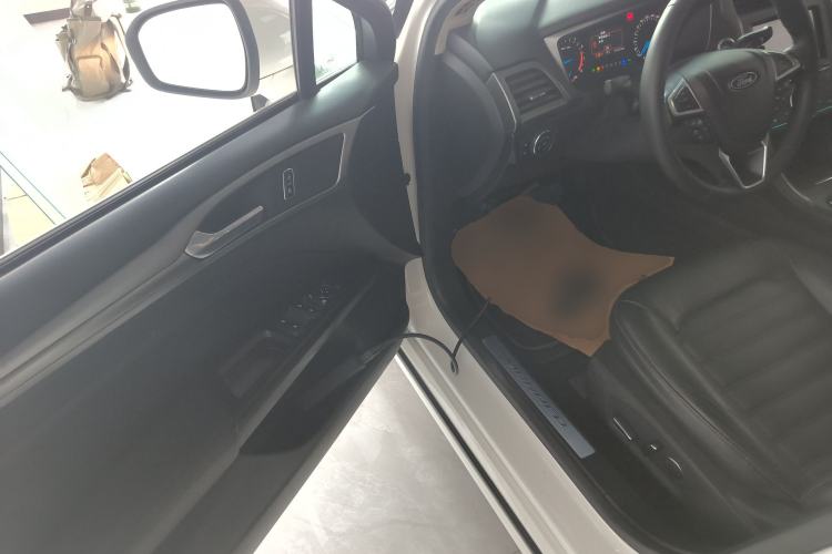 Used Ford Mondeo 2017 EcoBoost 180 Stylish Model
