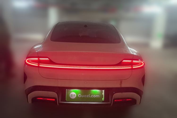 Used Xiaomi Auto SU7 2024 Four-Wheel Drive Ultra-Long Range Advanced Intelligent Driving Max Edition