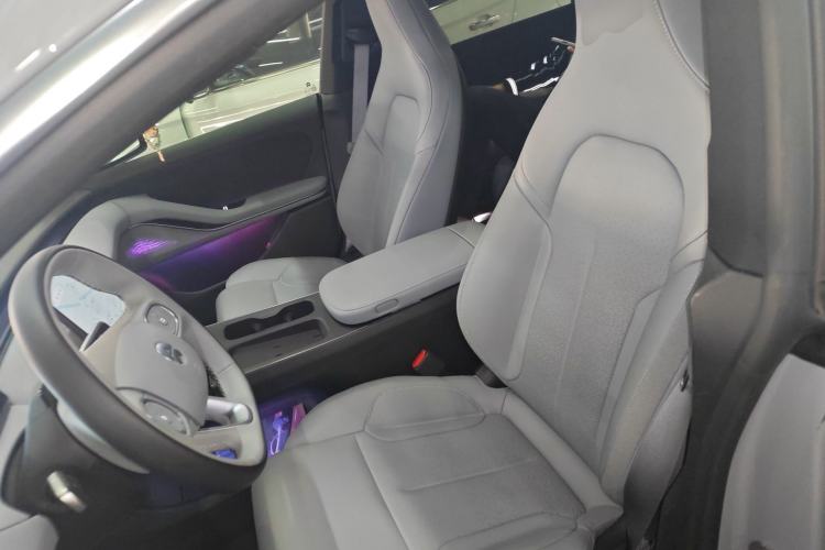 Used Nio ET5T 2023 75 kWh Touring Left Front Seat