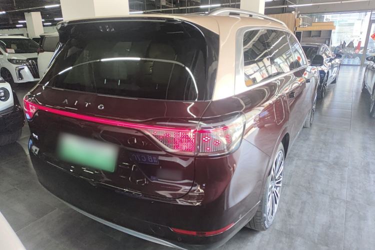 Used Hima AITO M9 2025 Extended-Range Ultra Version 52 kWh 6-Seater Rear Right 45 Deg