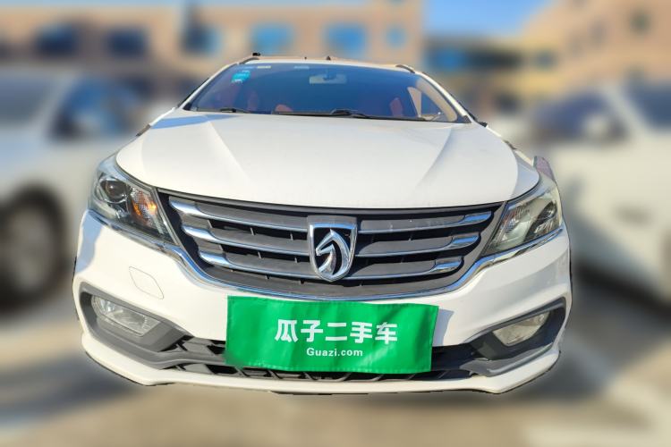 Used Baojun 310W 2017 1.5L Manual Fashion Model China V Front