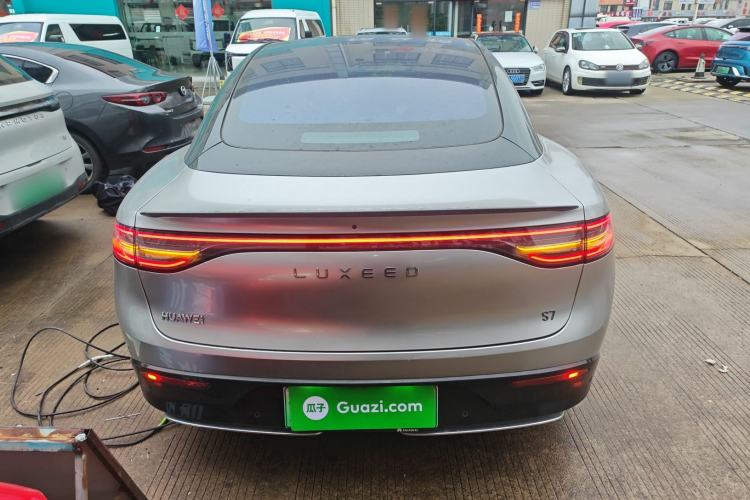 Used Hima Luxeed S7 2024 Max Rear-Drive Long-Range Intelligent Driving Version