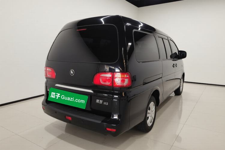 Used FORTHING Lingzhi 2023 M5L 1.6L Comfort 9-Seater