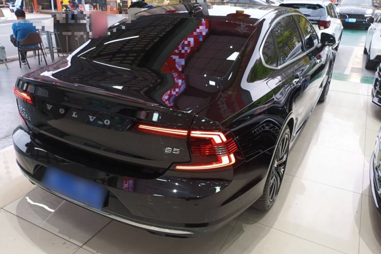 Used Volvo S90 2023 B5 Zhiyuan Luxury Edition
