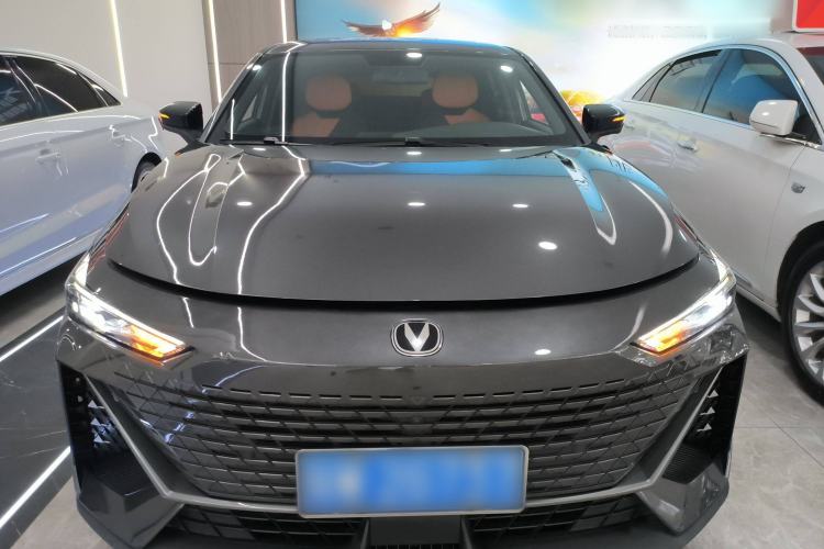 Used Changan UNI-V 2022 1.5T Excellence Model
