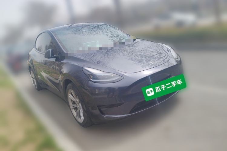 Used Tesla Model Y 2022 Rear-Wheel-Drive Version Front Right 45 Deg