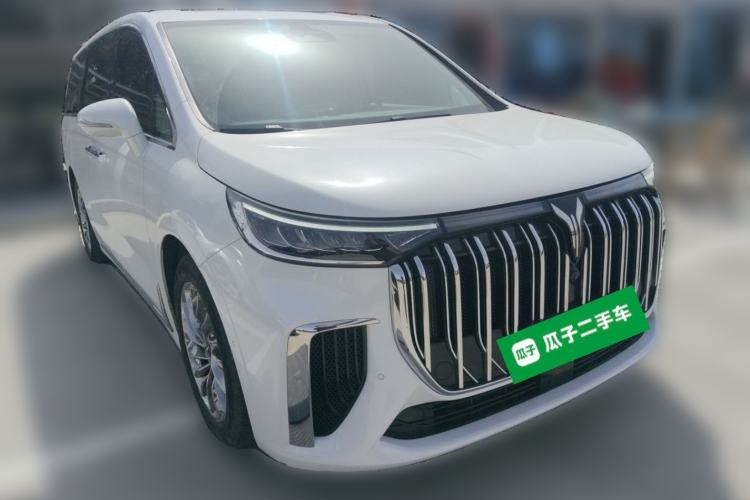 Used VOYAH Dream 2022 Low-Carbon Edition Dream+ Smart Enjoyment Package Front Right 45 Deg