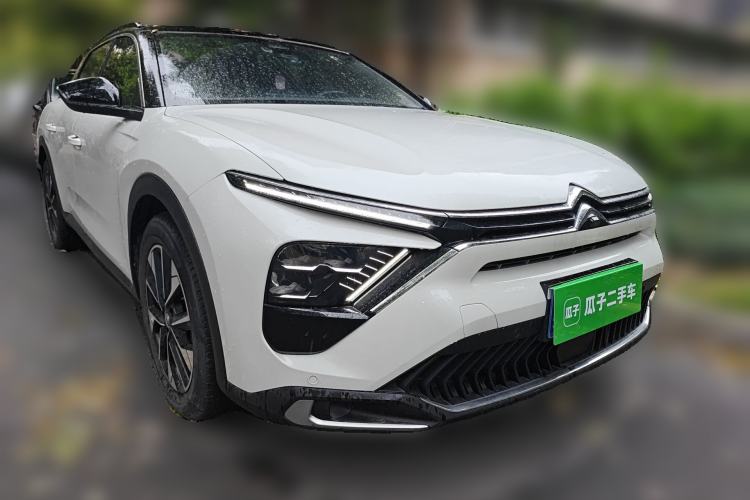 Used Citroen C5 X 2023 1.6T Extraordinary Power Front Right 45 Deg