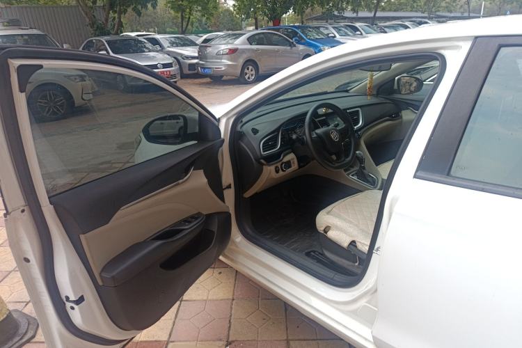 Used Buick GT 2016 15N Automatic Entry-Level Trim
