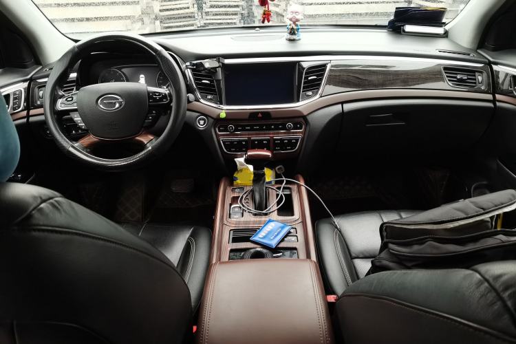 Used GAC Trumpchi GS8 2017 320T Two-Wheel Drive Luxury Smart Connectivity Version (7 Seats)
