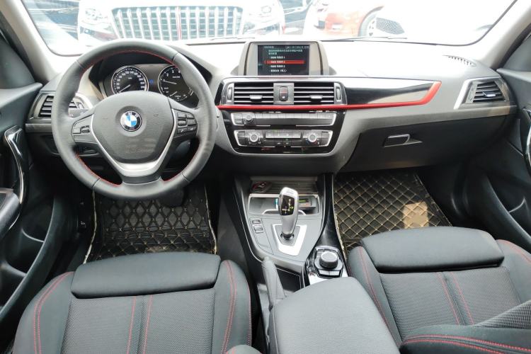 Used BMW 1 Series 2018 118i Sport Design Package
