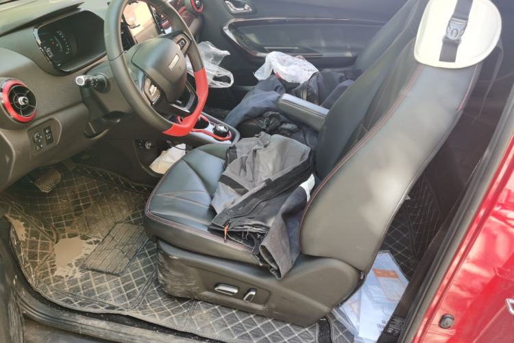 Used Chery Little Ant 2022 Sweet Pink Edition Full-Sugar Version 3-Cell Lithium 30kW 301km Driver Seat