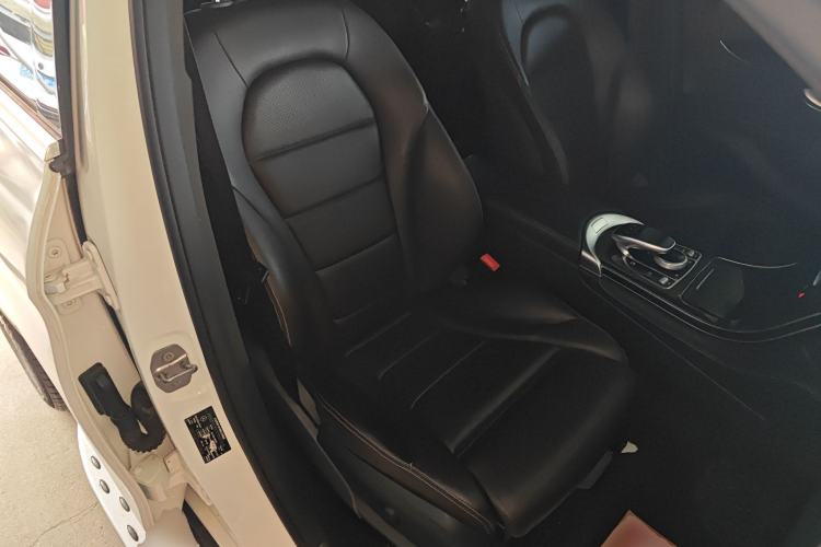 Used Mercedes-Benz GLC 2017 GLC 260 4MATIC Dynamic Edition