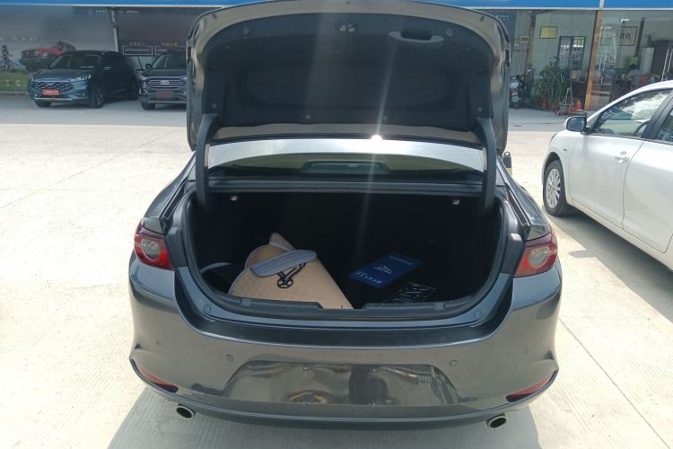 Used Mazda 3 Axela 2021 2.0L Automatic Zhiqing Edition