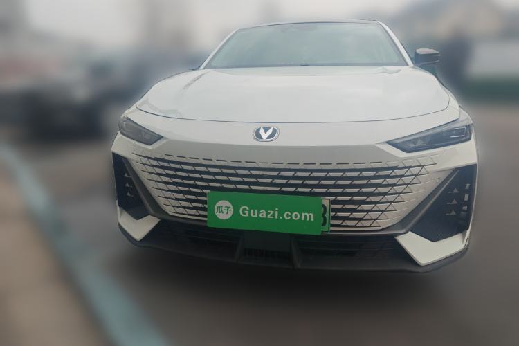 Used Changan UNI-V iDD 2023 ZhiDian iDD 1.5T 113km ZhiKu Model