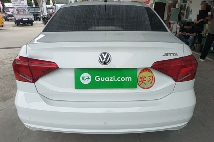 Used Volkswagen Jetta 2019 Dream Edition 1.4L Manual Fashion Version
