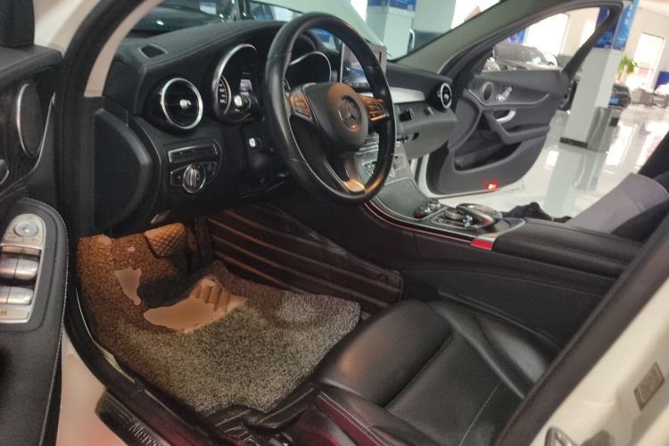 Used Mercedes-Benz C-Class 2017 Restyled C 180 L Fashion Edition Sport Version Driver Seat