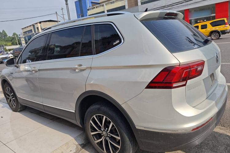 Used Volkswagen Tiguan L 2018 330TSI Automatic Two-Wheel Drive Luxury Edition