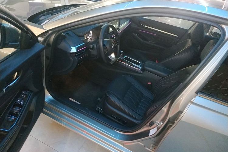 Used Nissan Teana 2022 2.0L XL-Upr Enjoyment Edition Driver Seat