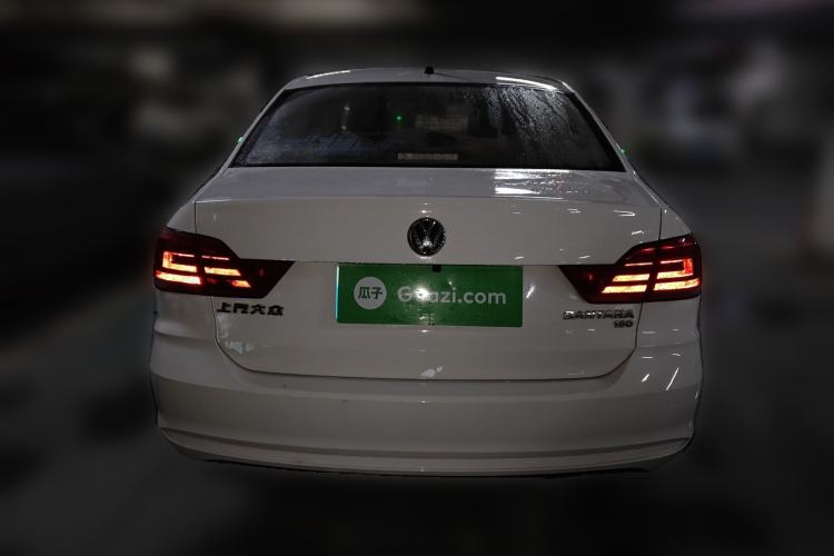 Used Volkswagen Santana 2016 1.6L Manual Fashion Edition