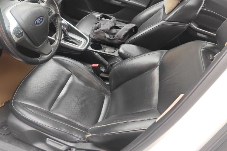 Used Ford Escort 2015 1.5L Automatic Fashion Model