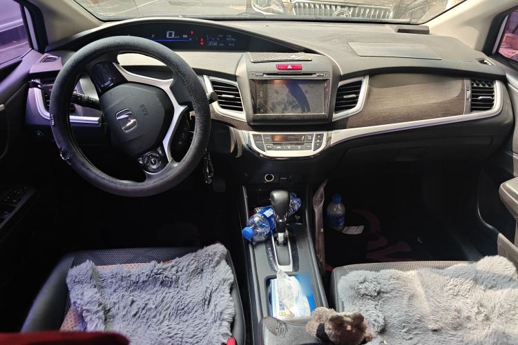 Used Honda Jade 2013 1.8L automatic Comfort version 5 seats