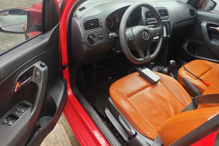 Used Volkswagen Polo 2014 1.4L Manual Fashion Edition