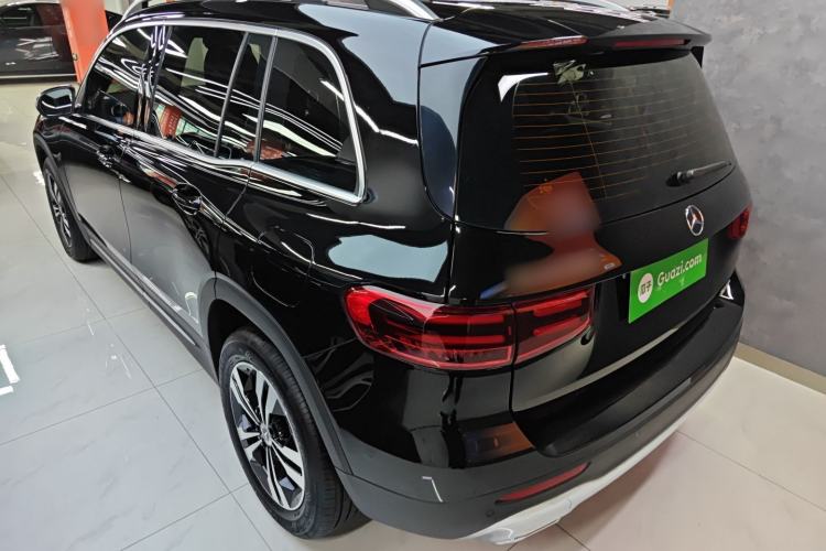 Used Mercedes-Benz GLB 2024-Year Restyled GLB 200 Dynamic Edition Exterior 2