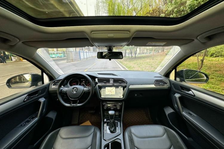 Used Volkswagen Tiguan L 2020 330TSI Automatic Two-Wheel Drive Panoramic Comfort Edition China VI Standard