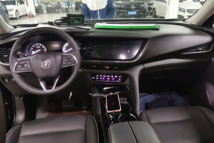 Used Buick Envision 2022 Facelift Encore S 652T Two-Wheel-Drive Luxury Model Center Console