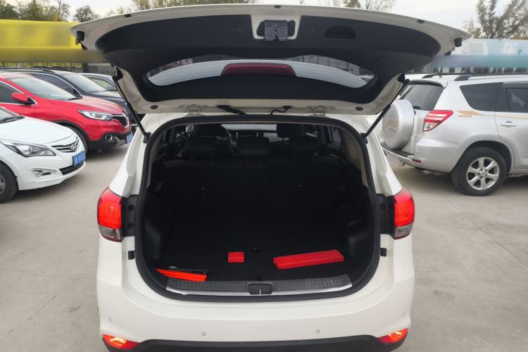 Used Kia Carens 2013 2.0L 5-Seater Automatic Standard Version China IV Standard
