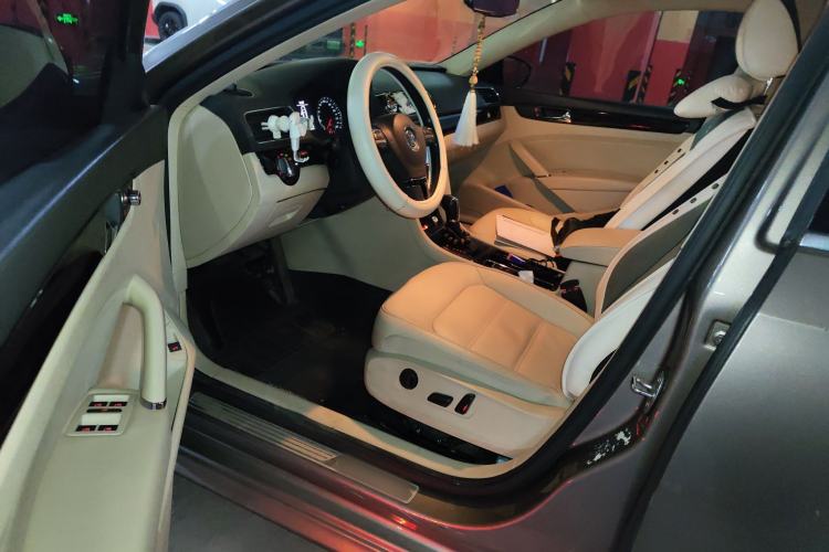 Used Volkswagen Passat 2015 1.4TSI DSG Prestige Edition