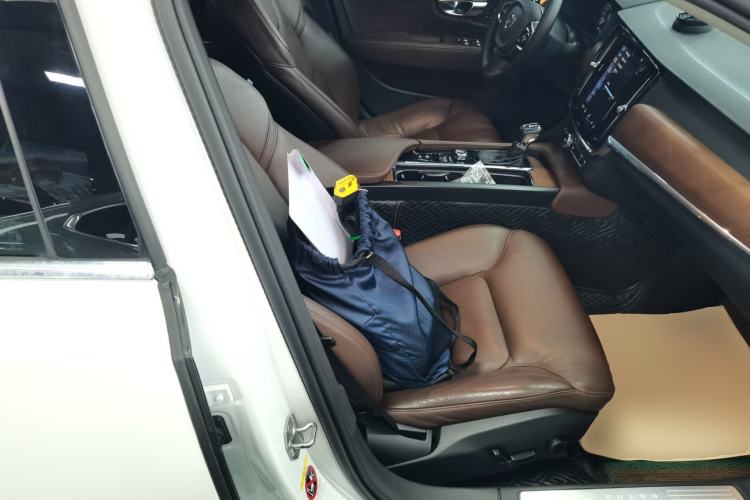 Used Volvo S90 2020 T5 Zhiyi Luxury Edition
