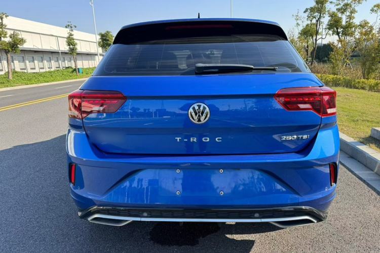 Used Volkswagen T-ROC 2020 280TSI DSG Two-Wheel Drive R-Line Pro
