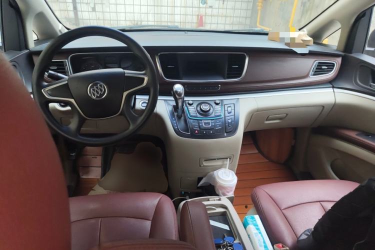 Used Buick GL8 2015 2.4L Luxury Business Premium Edition