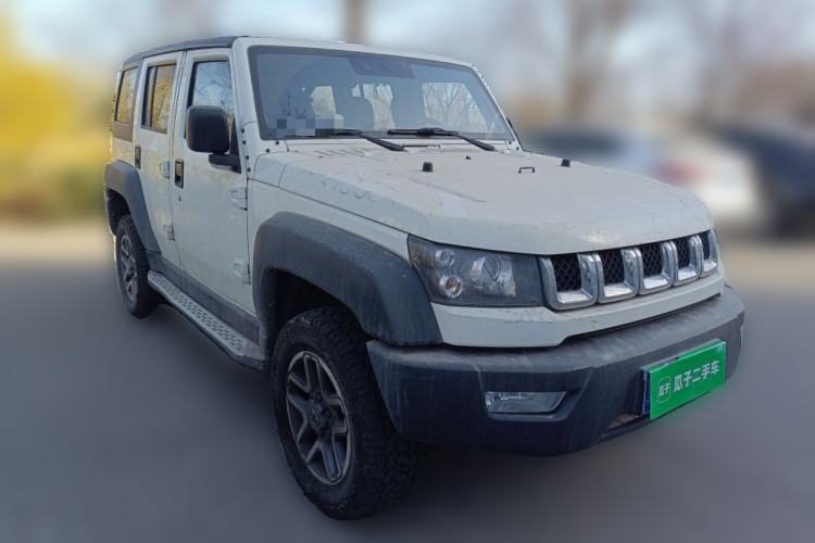 Used BAIC Off-Road BJ40 2016 40L 2.3T Automatic All-Wheel Drive Premium Edition Front Right 45 Deg