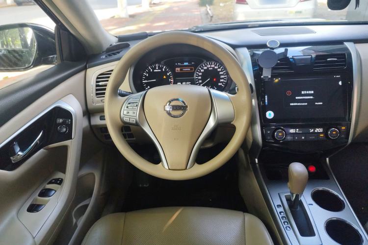 Used Nissan Teana 2016 2.0L XE Fashion Edition
