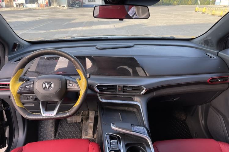 Used CHANGAN UNI-T 2020 1.5T Prestige Version
